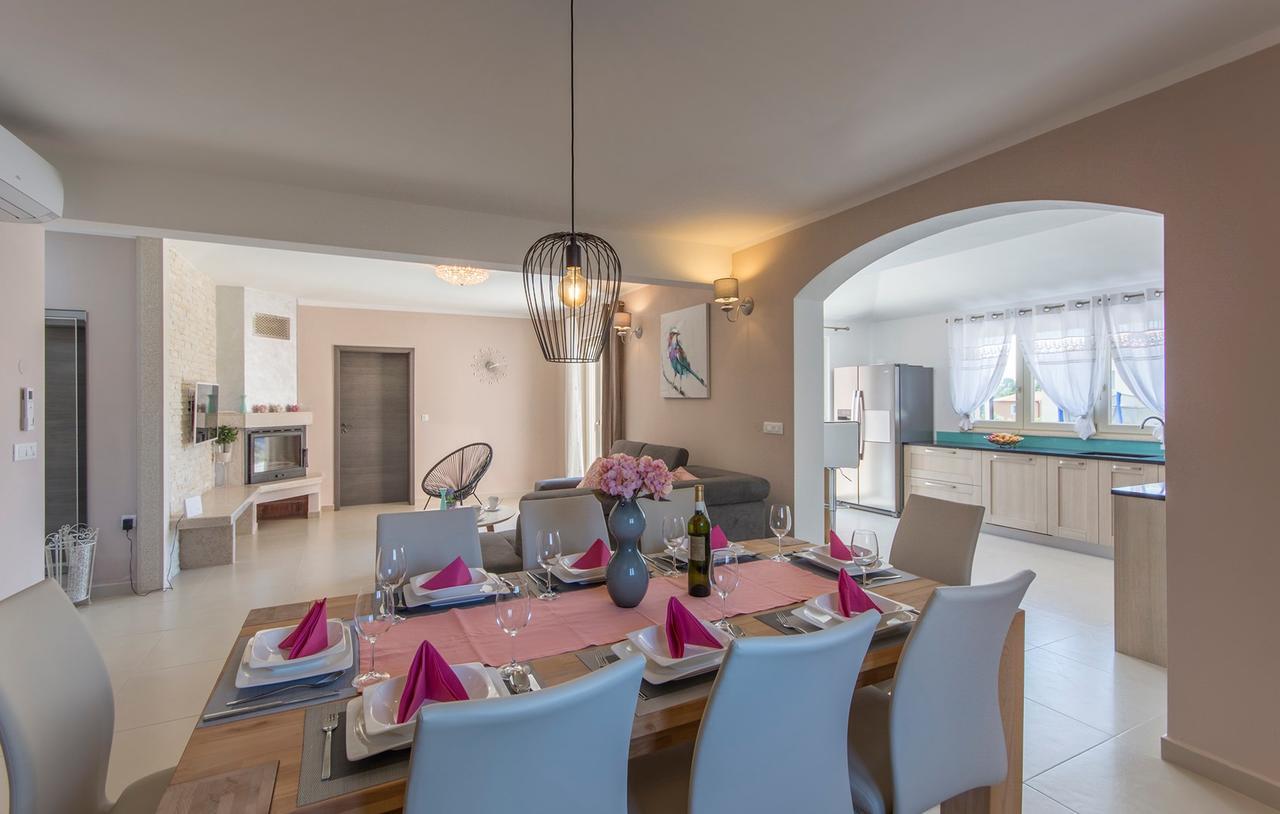 Villa Contessa Пореч Екстериор снимка